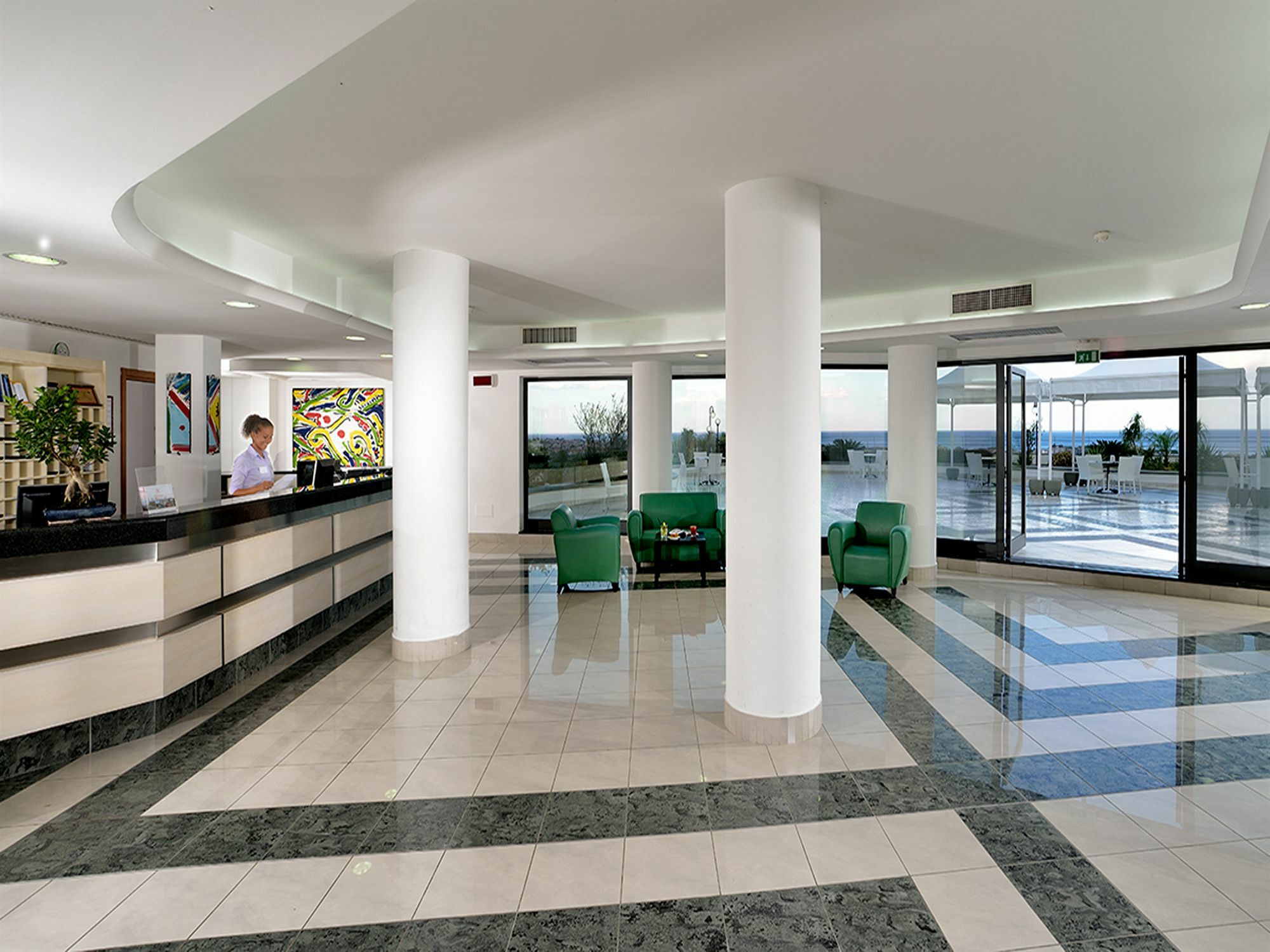 Park Hotel Mirabeau Монтепаоне Интерьер фото